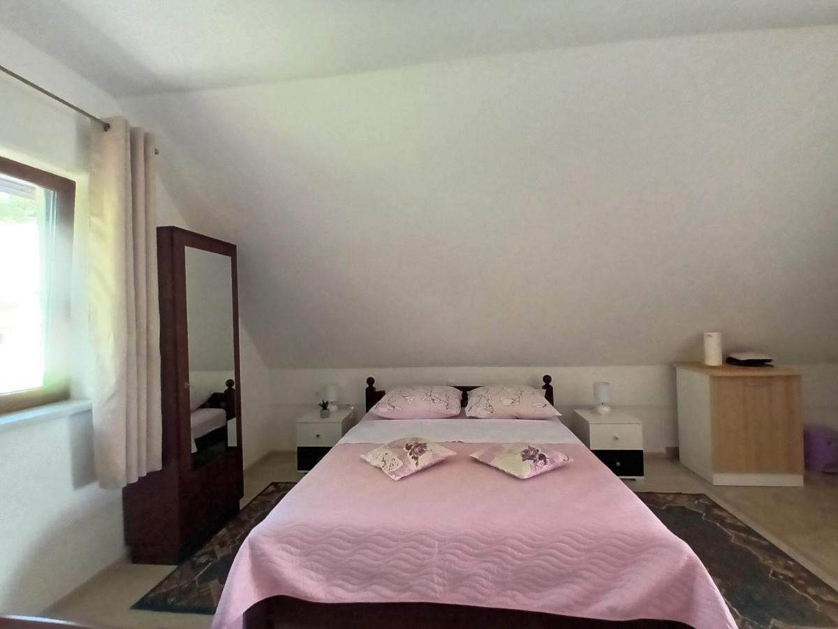 Guesthouse Loncar Плитвицкие озёра Экстерьер фото