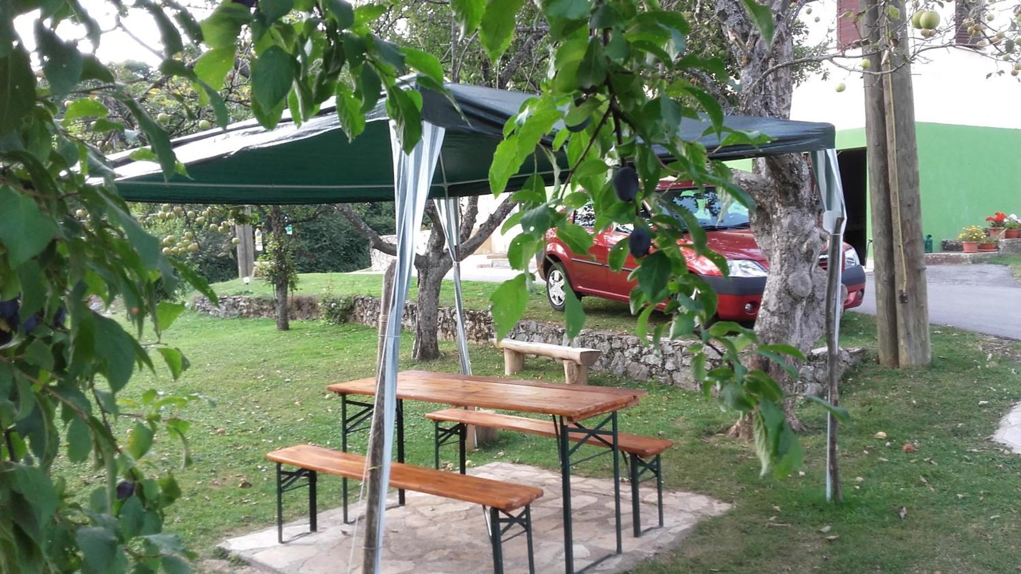Guesthouse Loncar Плитвицкие озёра Экстерьер фото