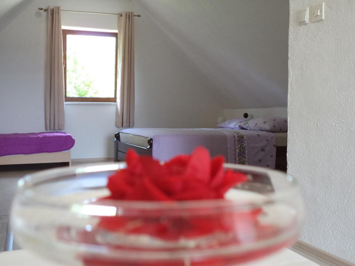 Guesthouse Loncar Плитвицкие озёра Экстерьер фото